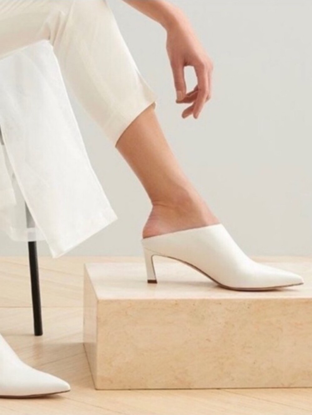 Stuart Weitzman White Mira Pointy Toe Mule, US 11.5